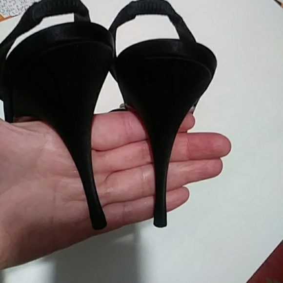 LOUBOUTIN SLING BACKS 3,5 INCH W CRYSTALS SIZE 37 - Picture 4 of 8